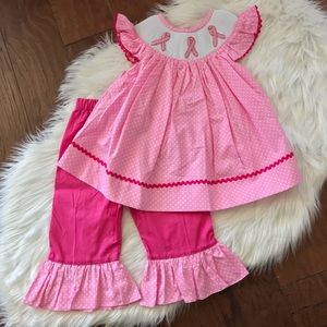 NWOT Smocked Breast Cancer Ribbon 2pc Set 18m